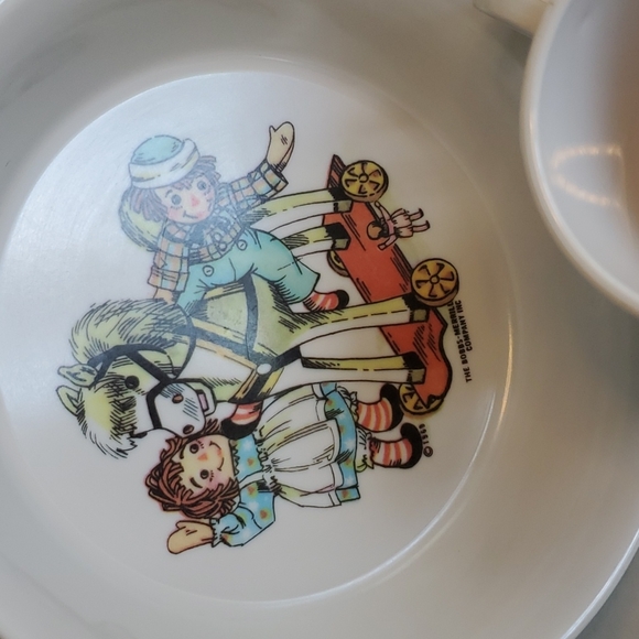 Vintage Raggedy Ann and Andy Dishes Cup & Bowl Set of 3 - Picture 3 of 15